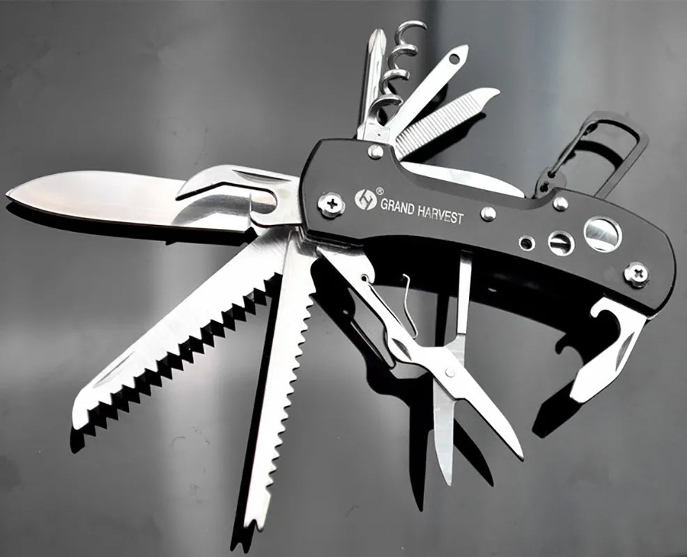 Multifunctional Folding Swiss Army Knife