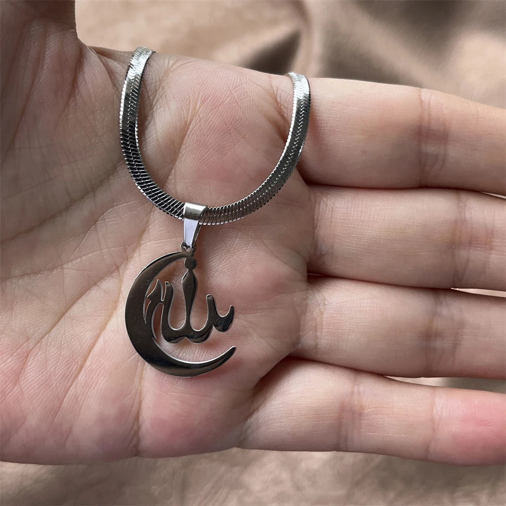 Islamic Allah Symbol Arabic Crescent Moon w/Necklace