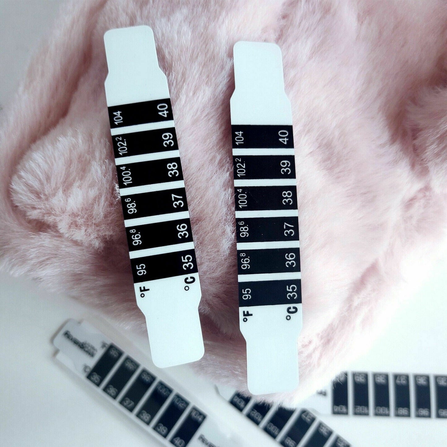 FOREHEAD THERMOMETER STRIP